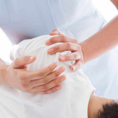 chiropractor-shoulder-treatment